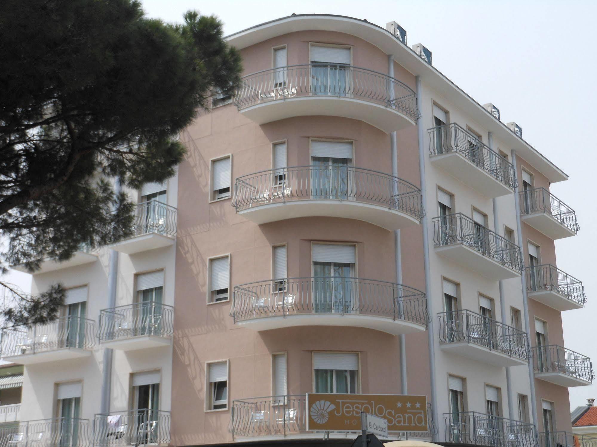 Hotel Jesolo Sand エクステリア 写真