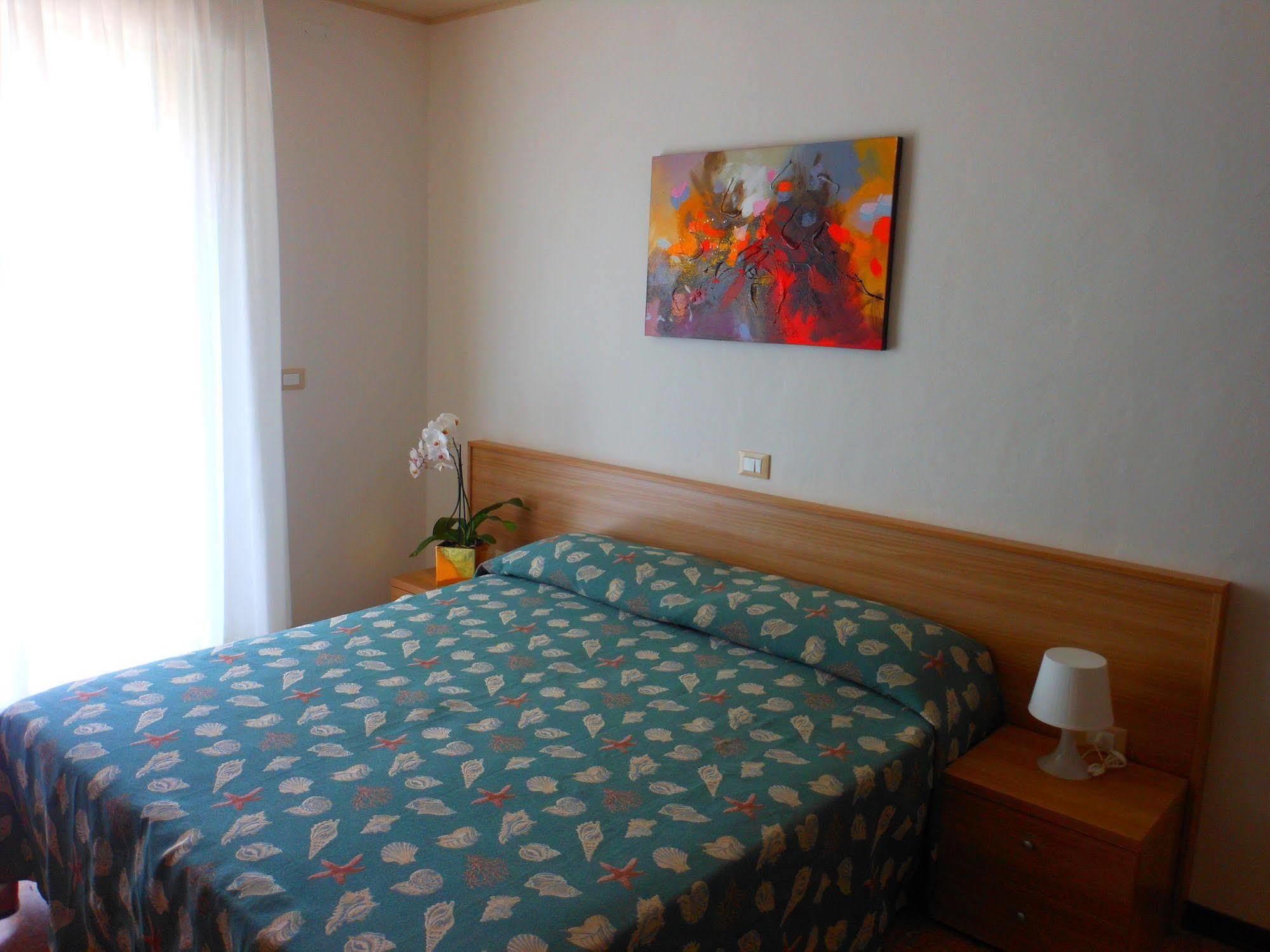 Hotel Jesolo Sand エクステリア 写真