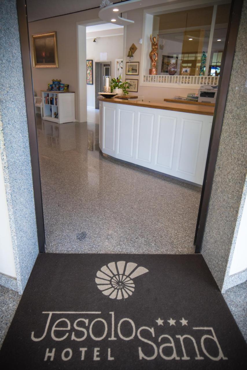 Hotel Jesolo Sand エクステリア 写真